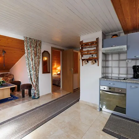 Classic And Trendy With Terrace - Two Bedroom With Terrace Lejlighed Pinezići