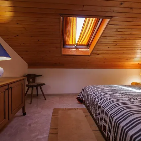 Classic And Trendy With Terrace - Two Bedroom With Terrace *